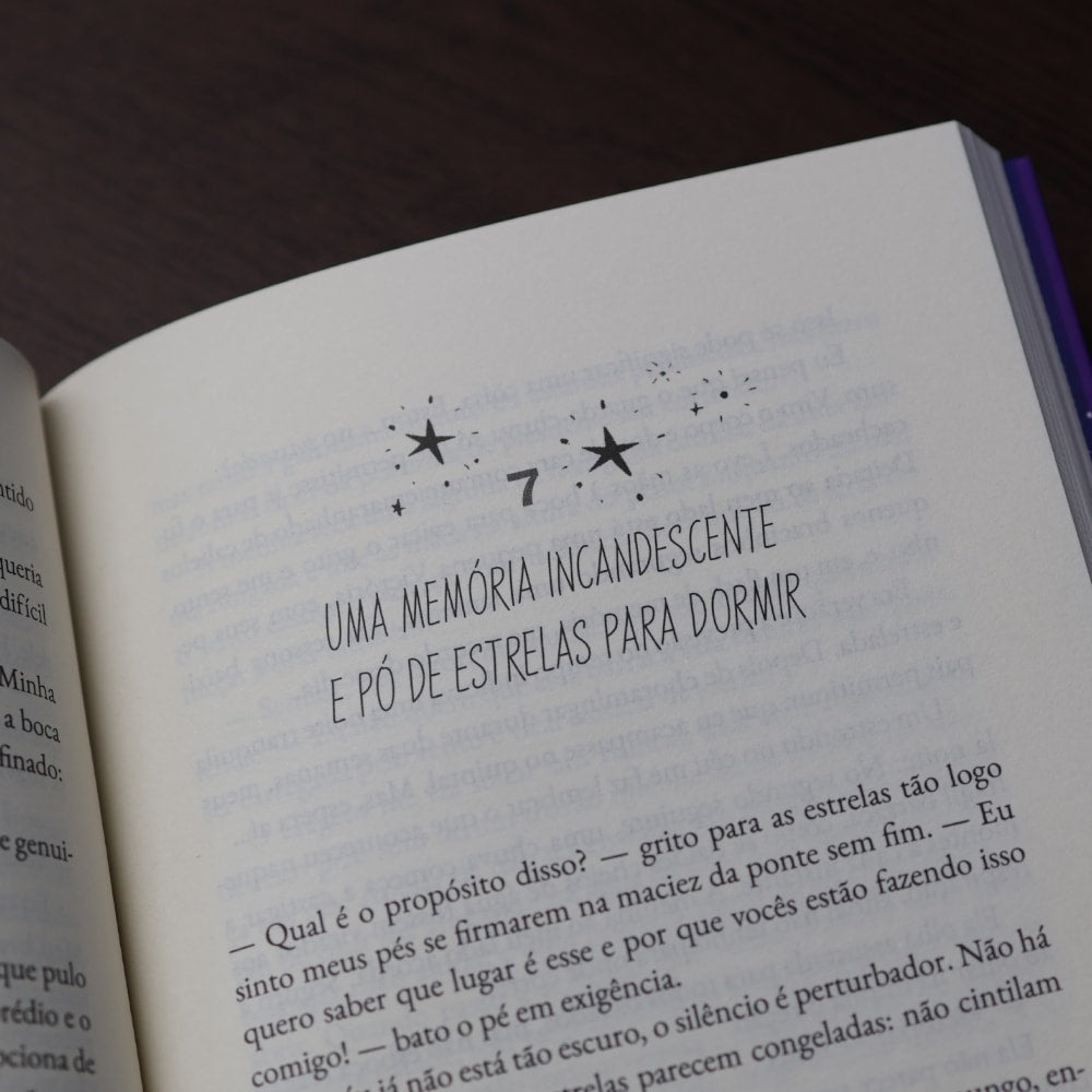 As Estrelas Sempre Brilham Acima das Nuvens Escuras | Pat Müller