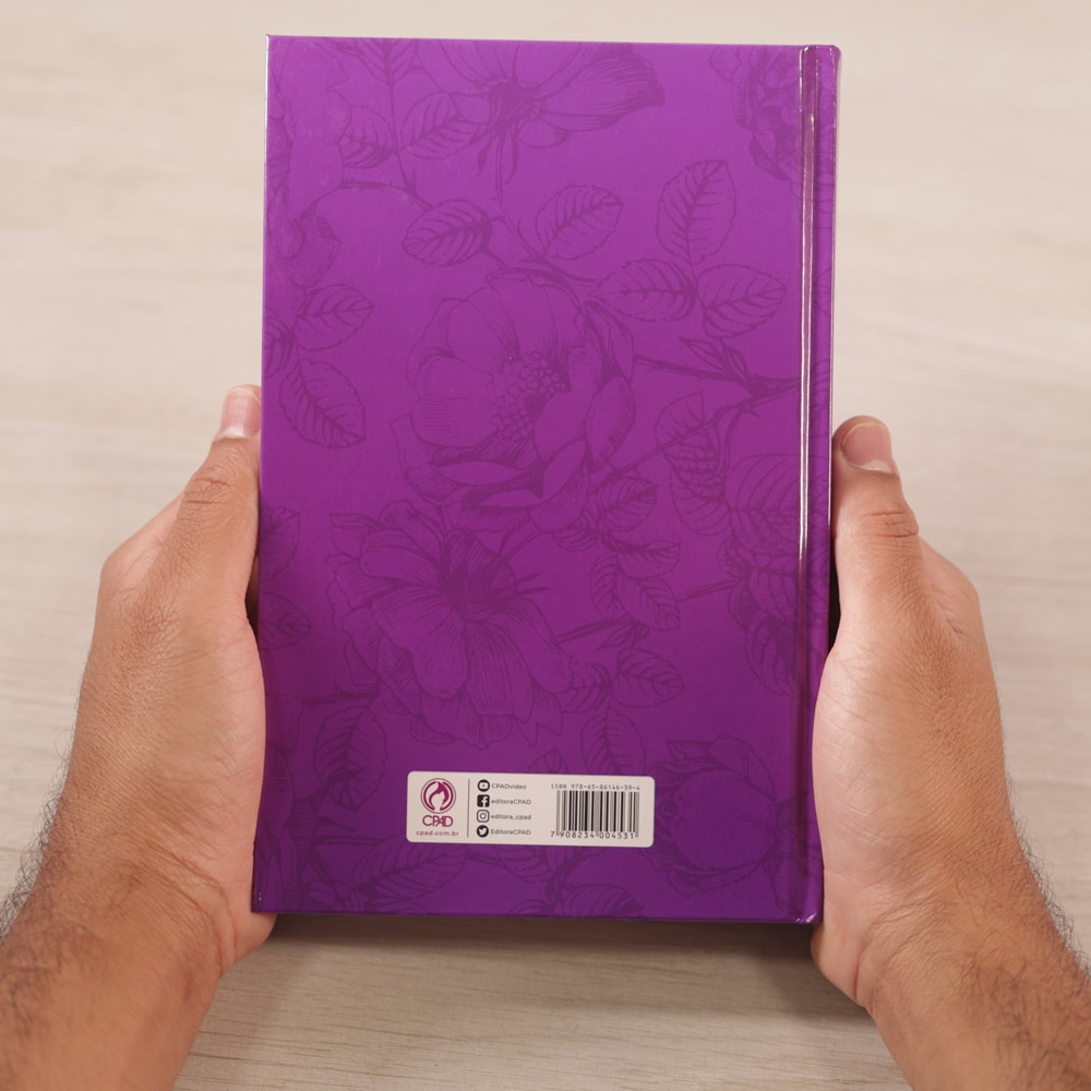 Bíblia de Estudo Aplicação Pessoal para Meninas | NVT | Média Rosa | Capa Dura
