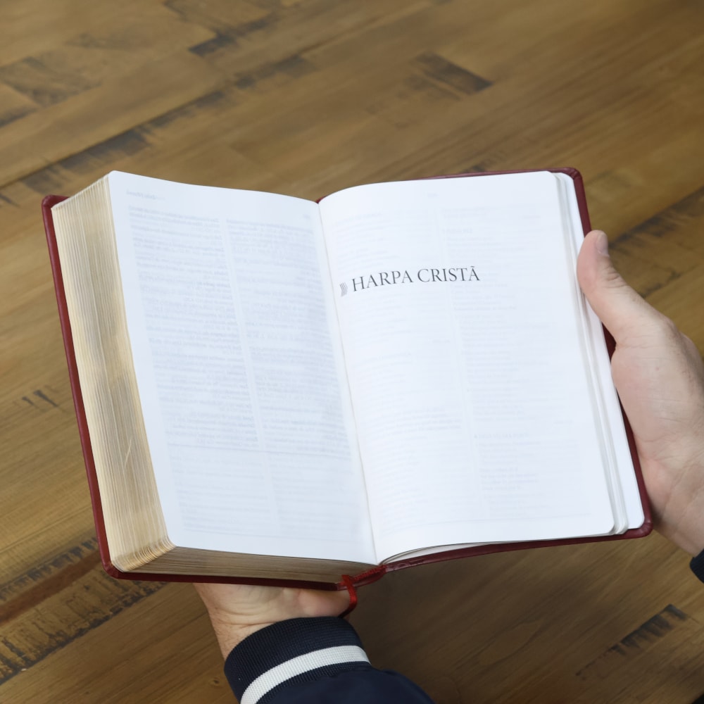 Bíblia de Estudo Explicada | ARC | Letra Média | Luxo Harpa Cristã Vinho