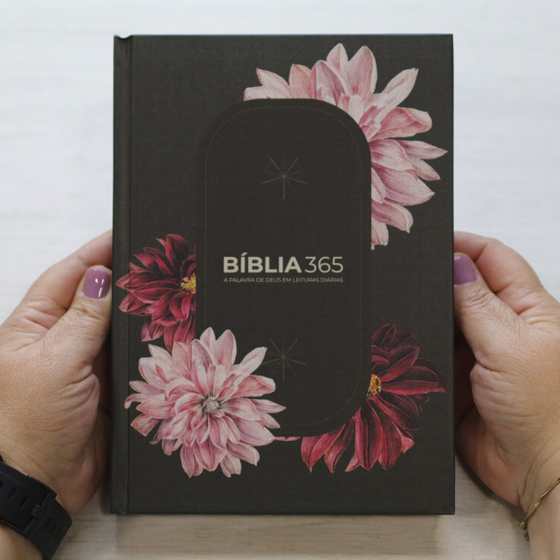 Bíblia 365 Flores Preta | NVT | Letra Grande | Capa Dura