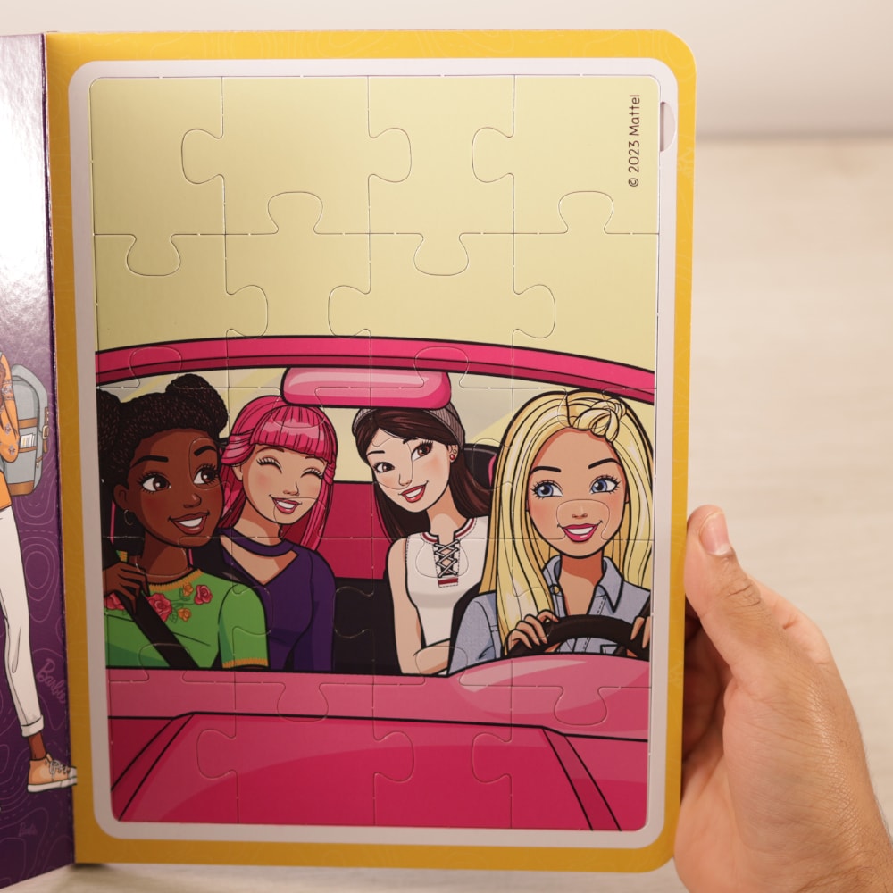 Barbie | Uma Viagem Especial  | Livro com 4 Quebra-cabeças