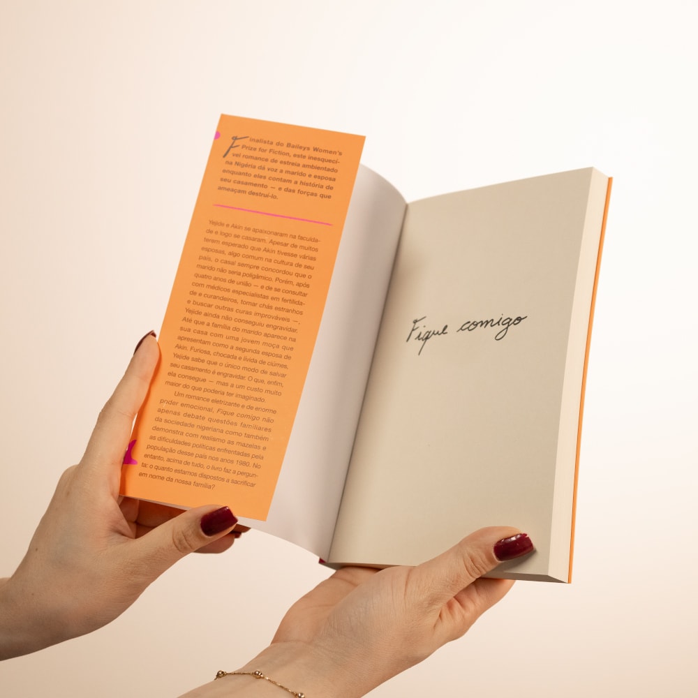 Fique Comigo | Ayobami Adebayo