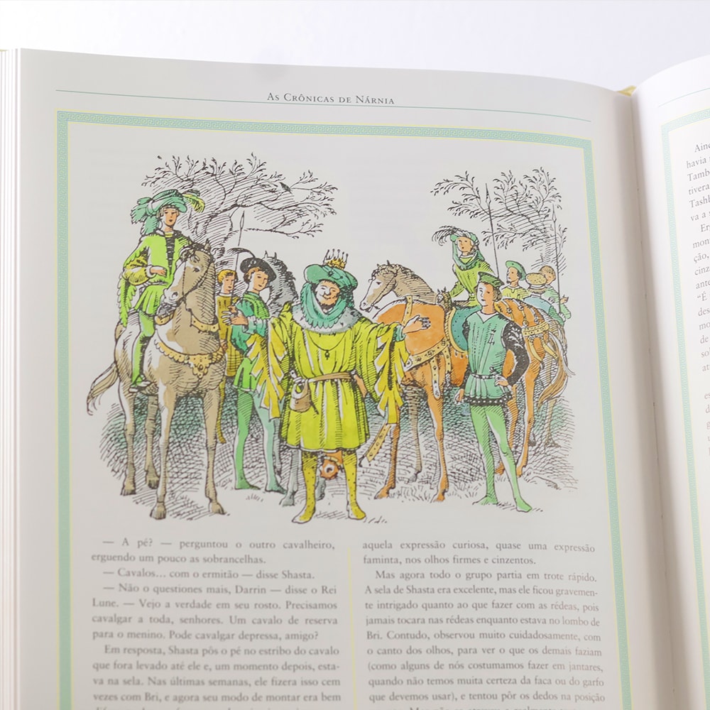 As Crônicas de Narnia | Volume Único | Capa Dura | C.S. Lewis