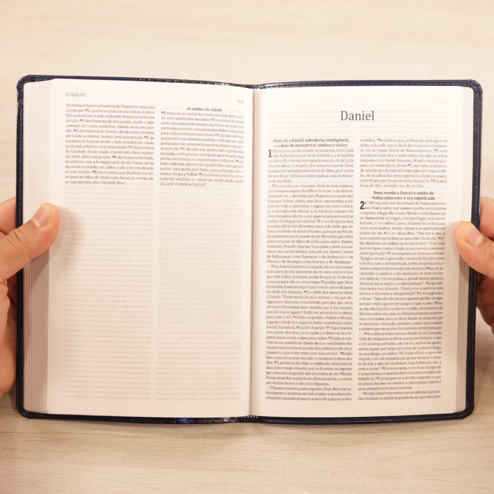 Bíblia Sagrada King James Clássica | KJC | Ultrafina Slim Azul