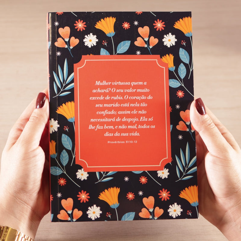 Bíblia Sagrada Mulher Virtuosa | ARC | Letra Maior | Harpa e Corinhos | Capa Brochura