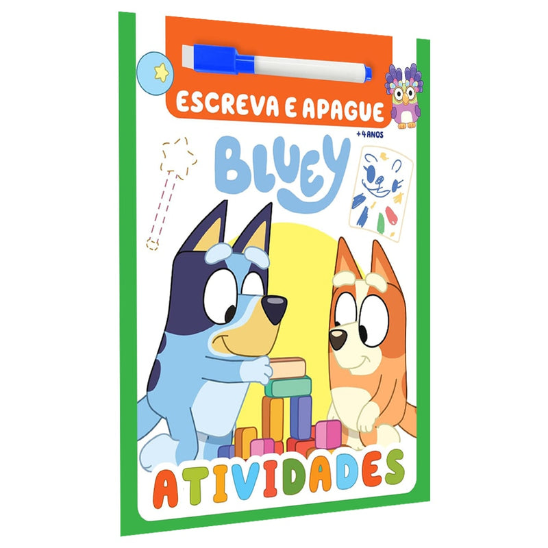 Livro de atividades Bluey Escreva e Apague, capa verde com personagens e caneta azul. — Plenitude