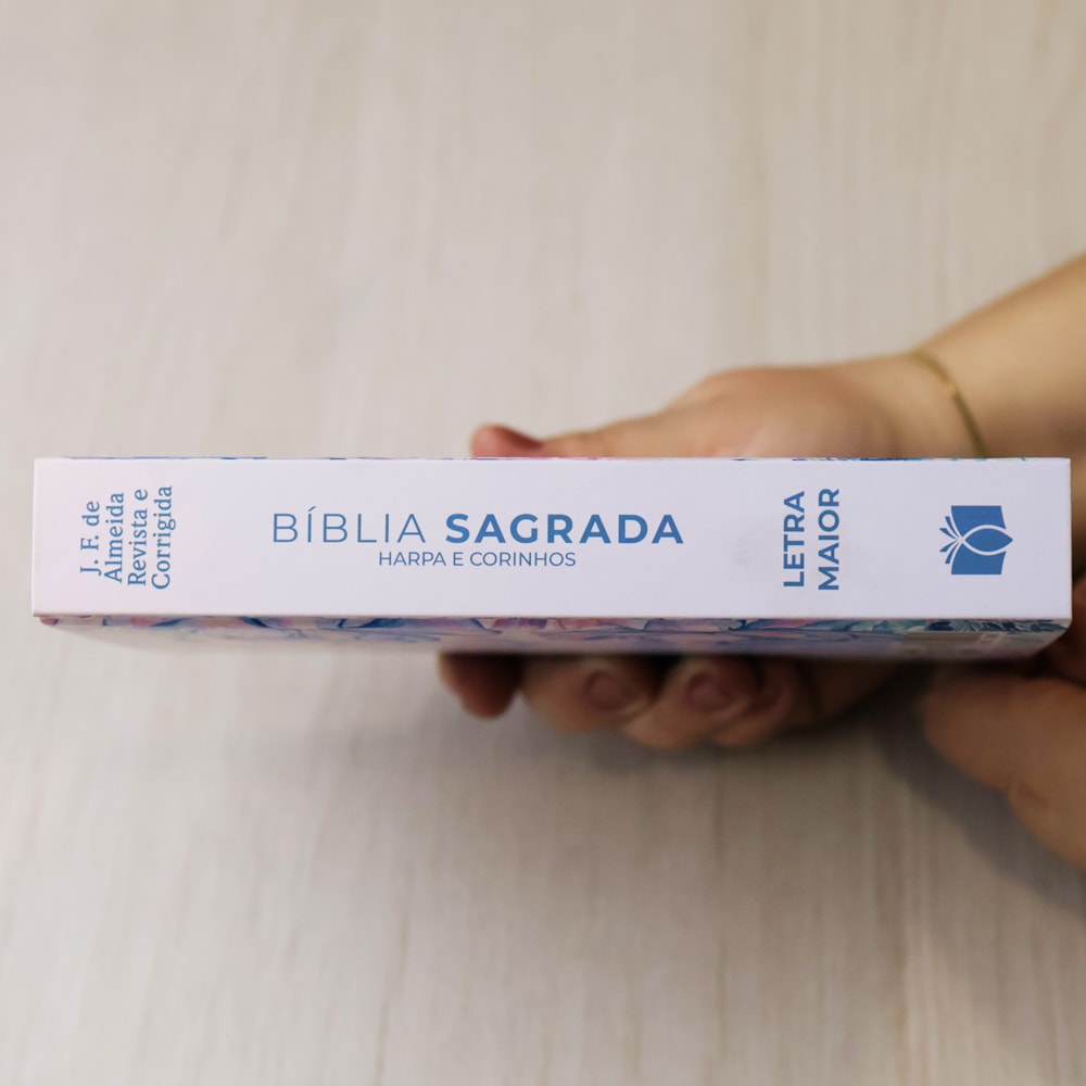 Bíblia Sagrada Mulher Que Teme | ARC | Letra Maior | Harpa e Corinhos | Capa Dura
