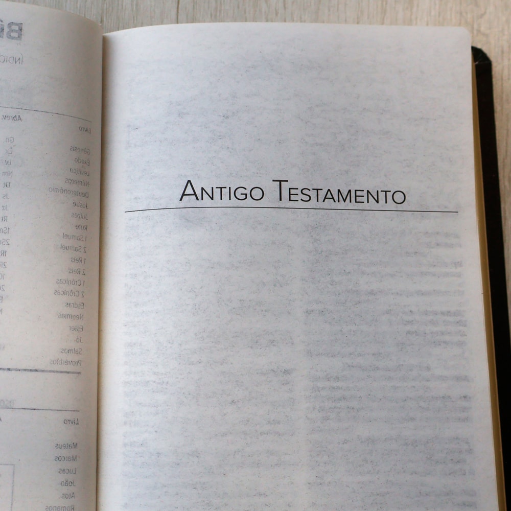 Bíblia Sagrada | ARC | Letra Normal | Capa Luxo Preta