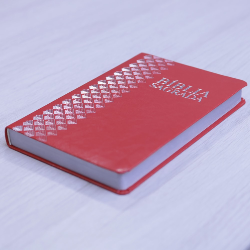 Bíblia Sagrada | ARC | Letra Normal | Capa Luxo Vermelha