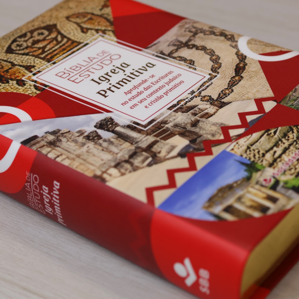 Bíblia de Estudo Igreja Primitiva | NAA | Capa Luxo Vermelha