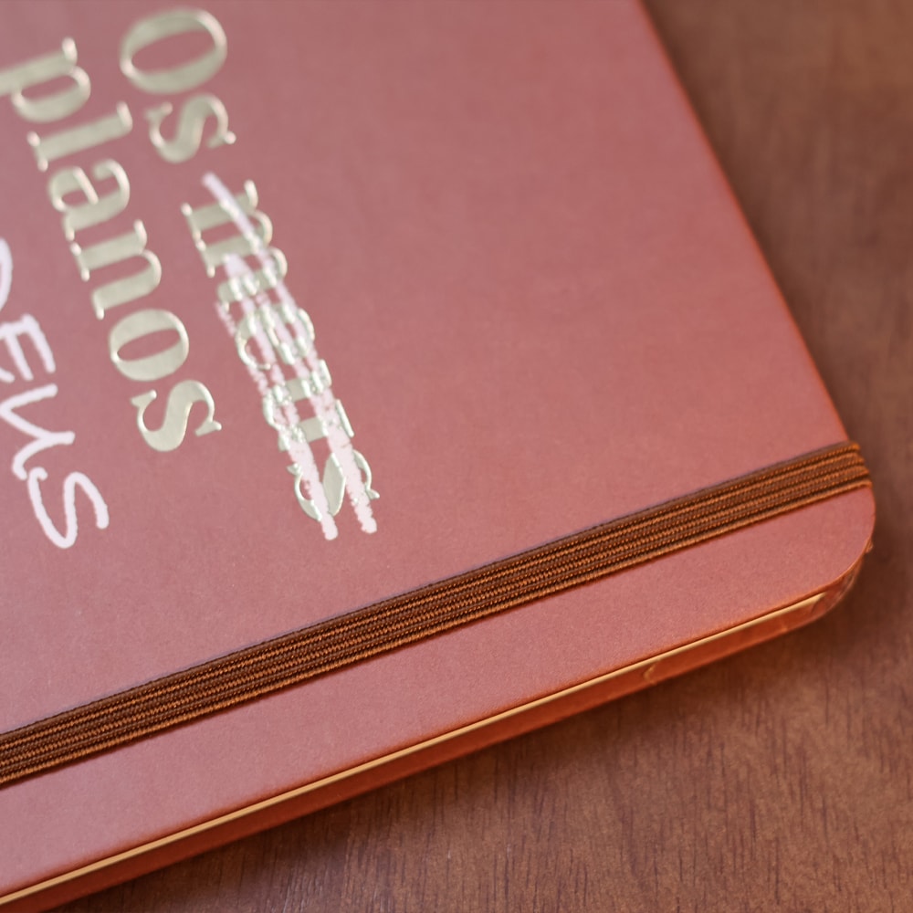 Moleskine | Os Planos de Deus | Marrom |  Viviane Martinello