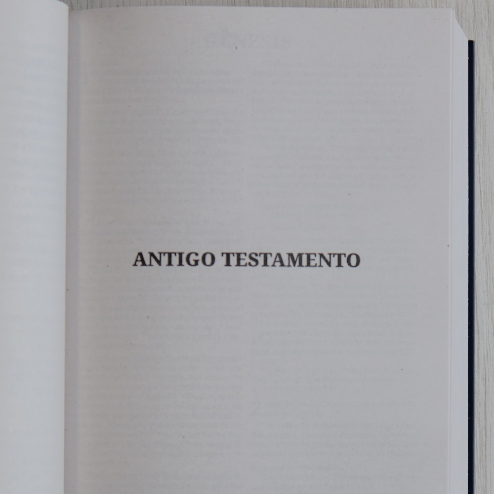 Bíblia Sagrada Cruz Azul | NVI | Capa Brochura