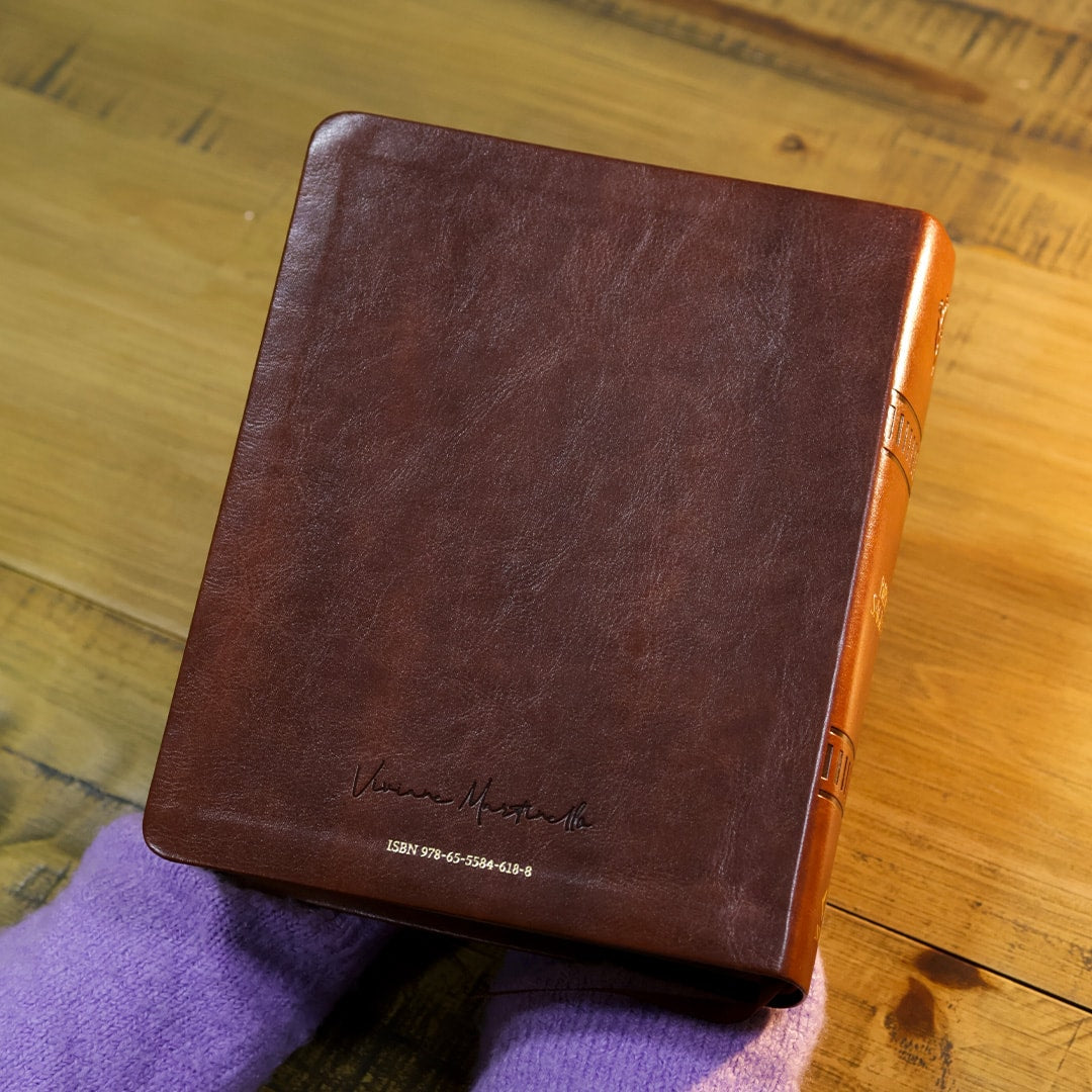 Bíblia Mulheres | Viviane Martinello | NVT | Espaço Para Anotações | Capa Luxo Oliveira Marrom