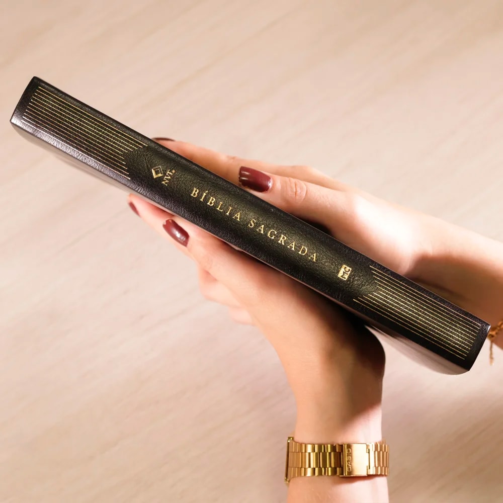 Kit Coragem e Chamado | Bíblia Slim Filament NVT + Corra Com Os Cavalos