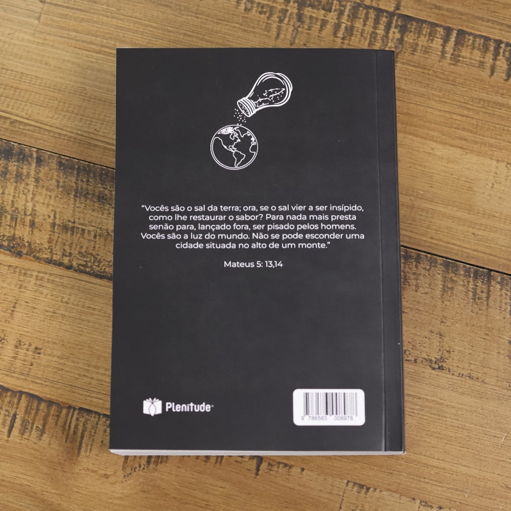 Bíblia Sagrada Sal da Terra e Luz do Mundo | NAA | Letra Normal | Capa Ilustrada
