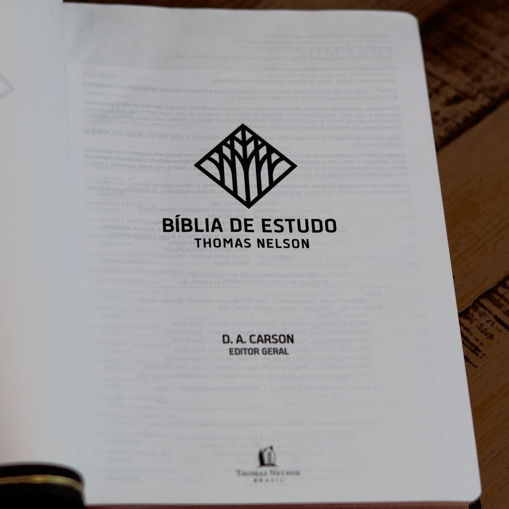 Bíblia De Estudo Thomas Nelson | NVI | Letra Normal | Capa Luxo Marrom Couro Legítimo