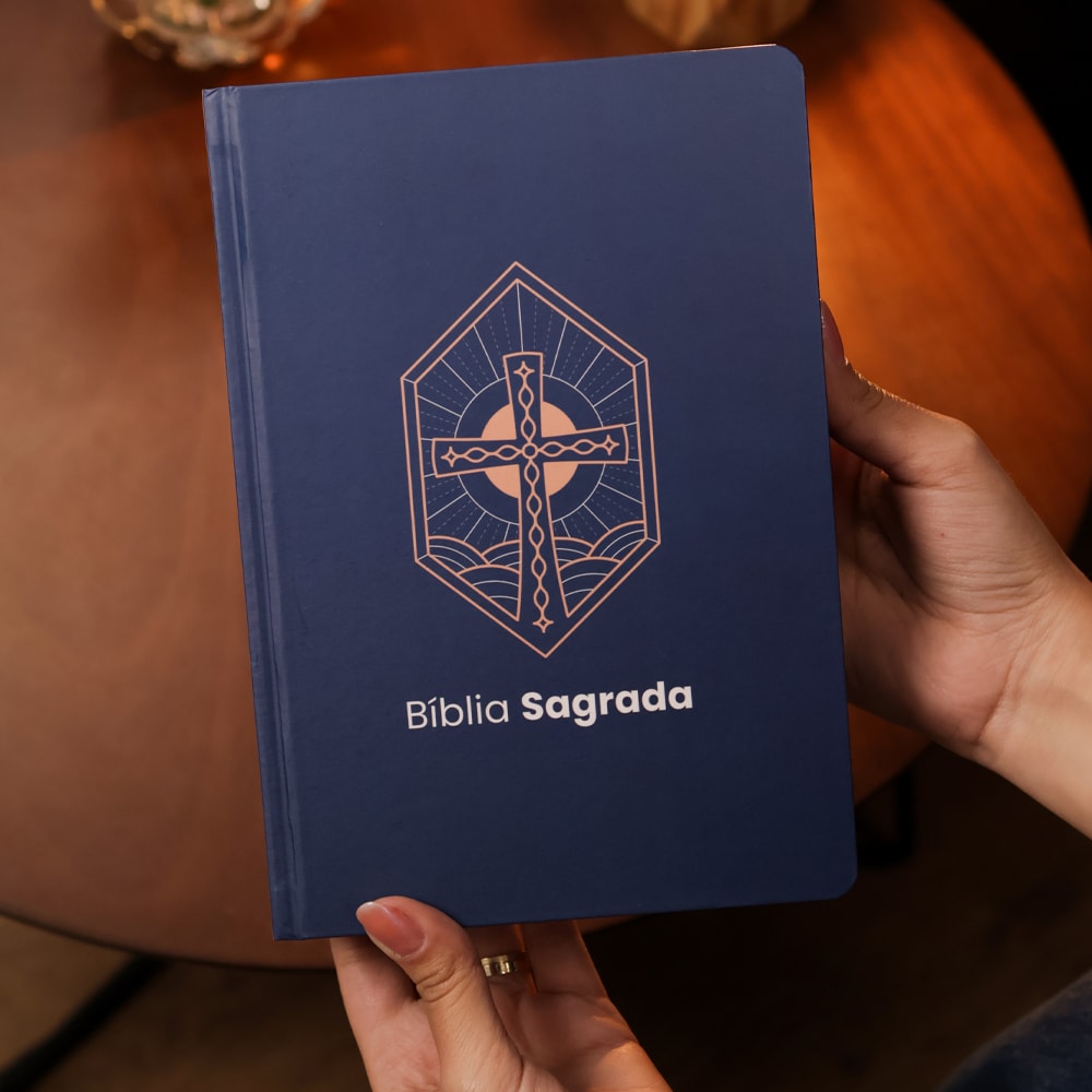 Bíblia Sagrada Cruz Vitral | KJA | Letra Maior | Capa Dura