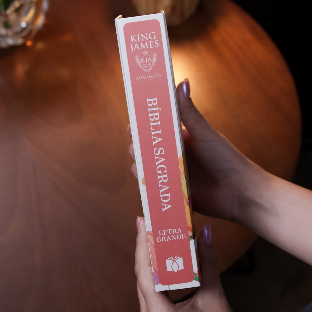 Bíblia Sagrada Flores | KJA  | Letra Maior | Capa Dura