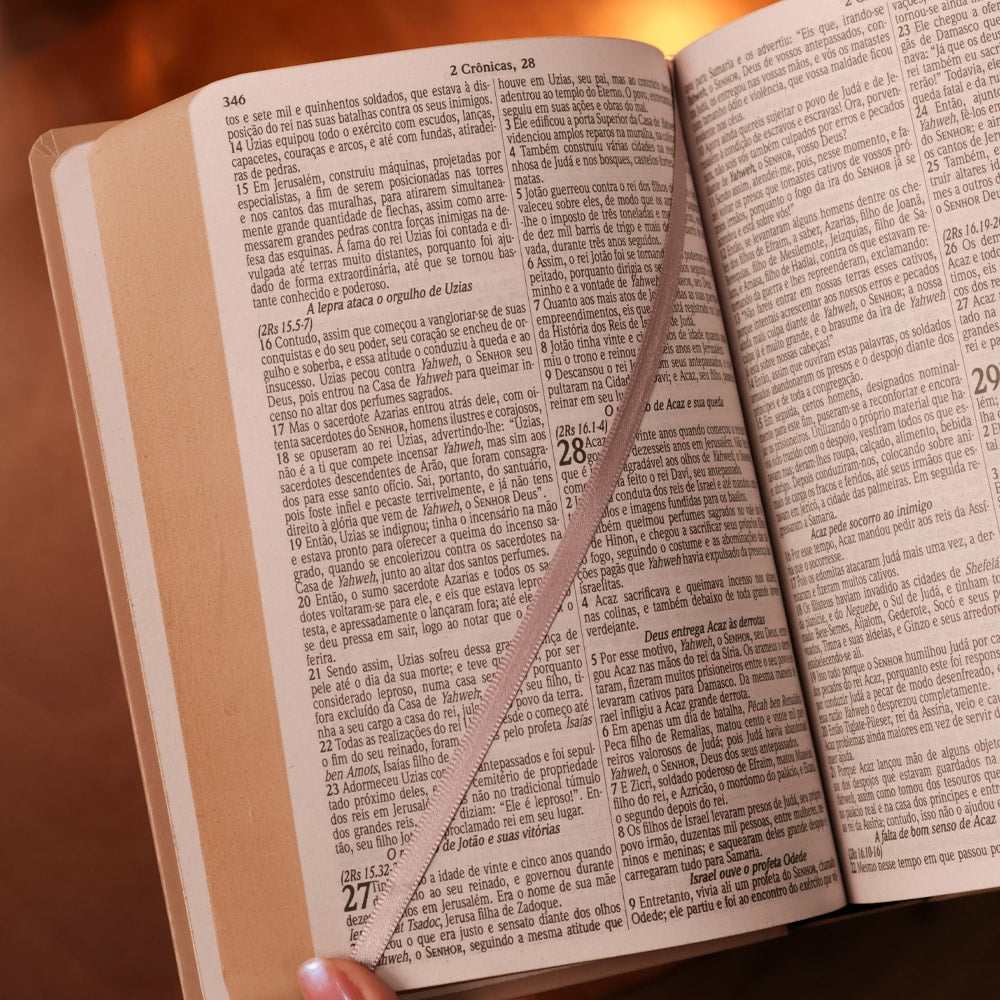 Bíblia Sagrada Flores Variadas | KJA | Letra Maior | Capa Dura