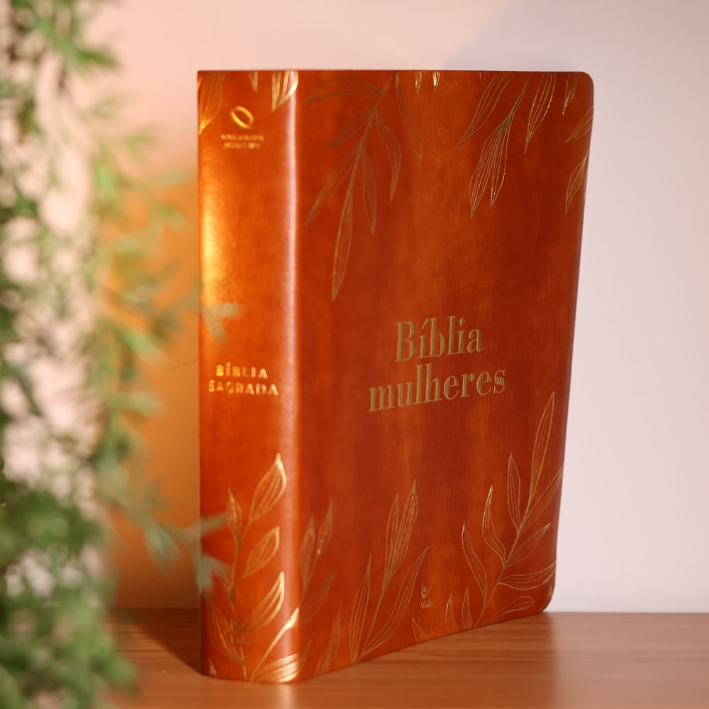 Bíblia Mulheres | Viviane Martinello | NAA | Espaço Para Anotações | Duas Colunas | Folhas Caramelo