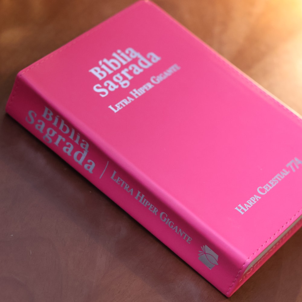 Bíblia Sagrada | ARC | Letra Hipergigante | Capa Luxo Pink | Harpa Celestial 774