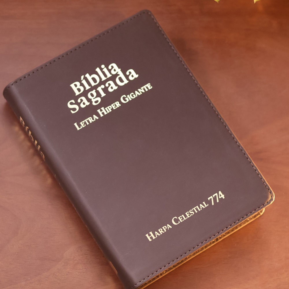 Bíblia Sagrada | ARC | Letra Hipergigante | Capa Luxo Marrom | Harpa Celestial 774