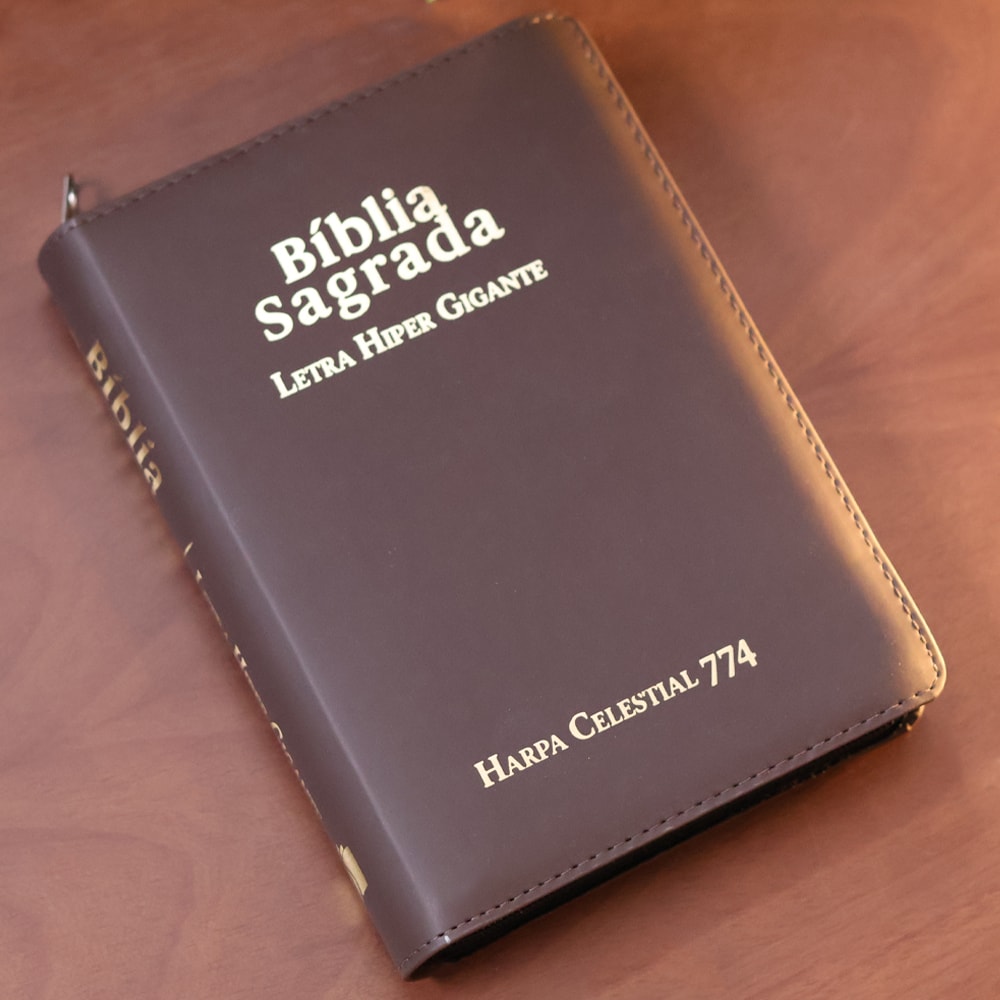 Bíblia Sagrada C/ Zíper | ARC | Letra Hipergigante | Capa Luxo Marrom | Harpa Celestial 774
