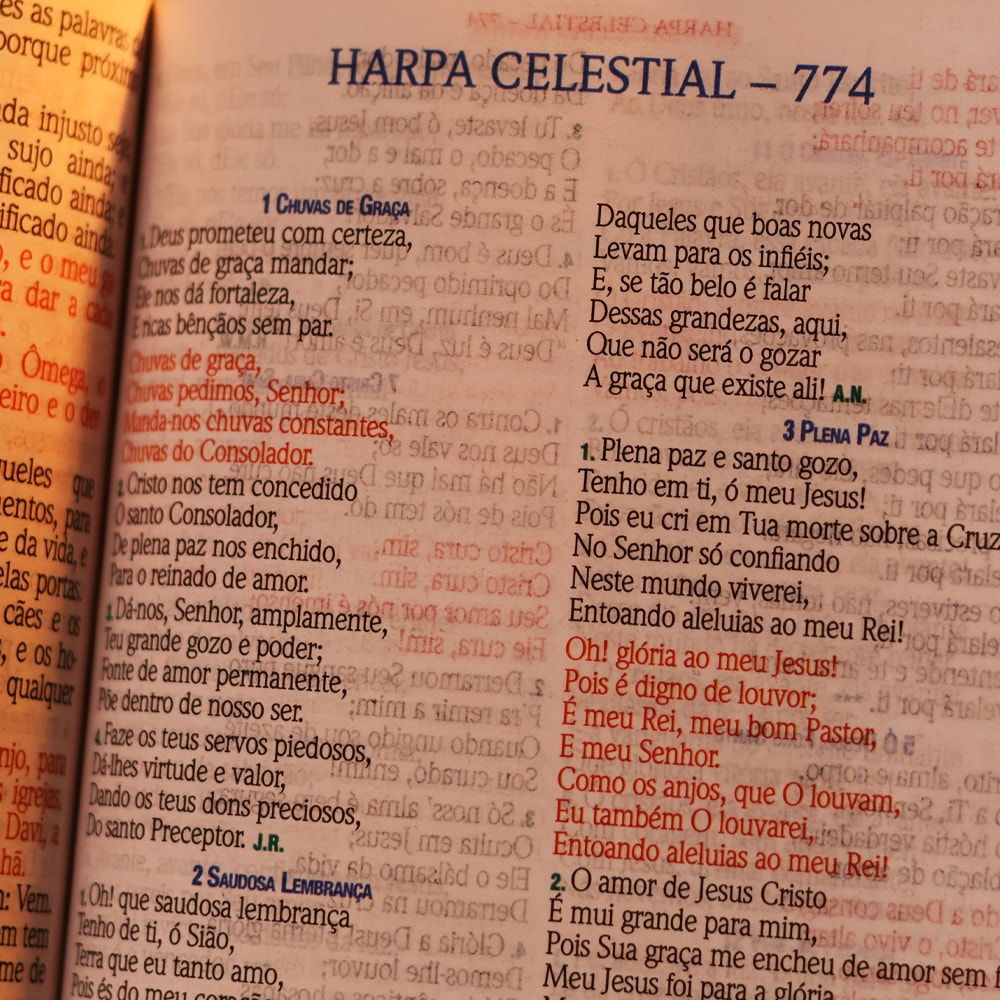 Bíblia Sagrada C/ Zíper | ARC | Letra Hipergigante | Capa Luxo Preta | Harpa Celestial 774