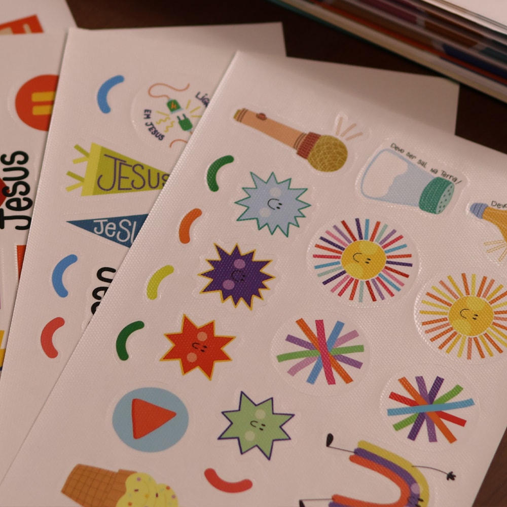Bíblia Ilustrada Anote Kids | NVT | Capa Dura Stickers