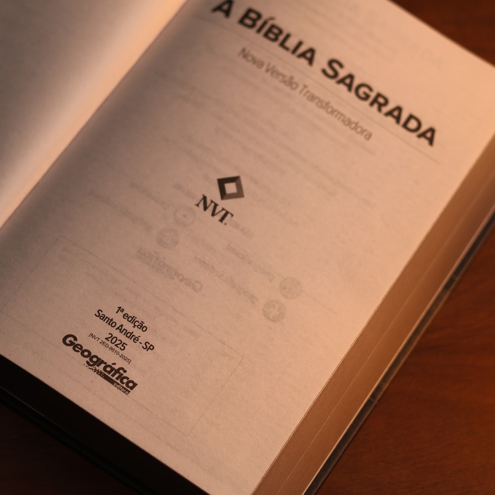 Bíblia Sagrada Faith | NVT | Letra Normal | Capa Semi Luxo