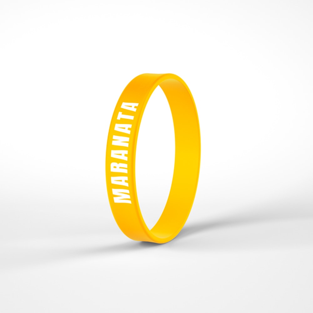 Pulseira de silicone amarela com a frase "MARANATA" em branco. — Plenitude