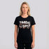 Camiseta Feminina Preta Mulher Virtuosa com estampa em caligrafia dourada e branca. — Plenitude