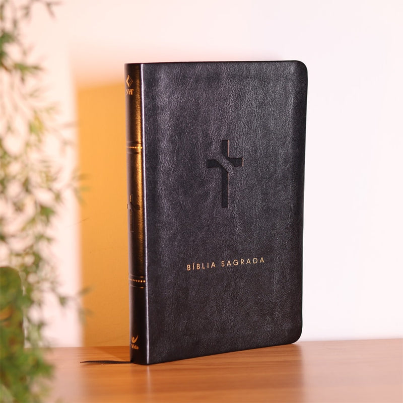 Bíblia Sagrada Slim | NVT | Preta