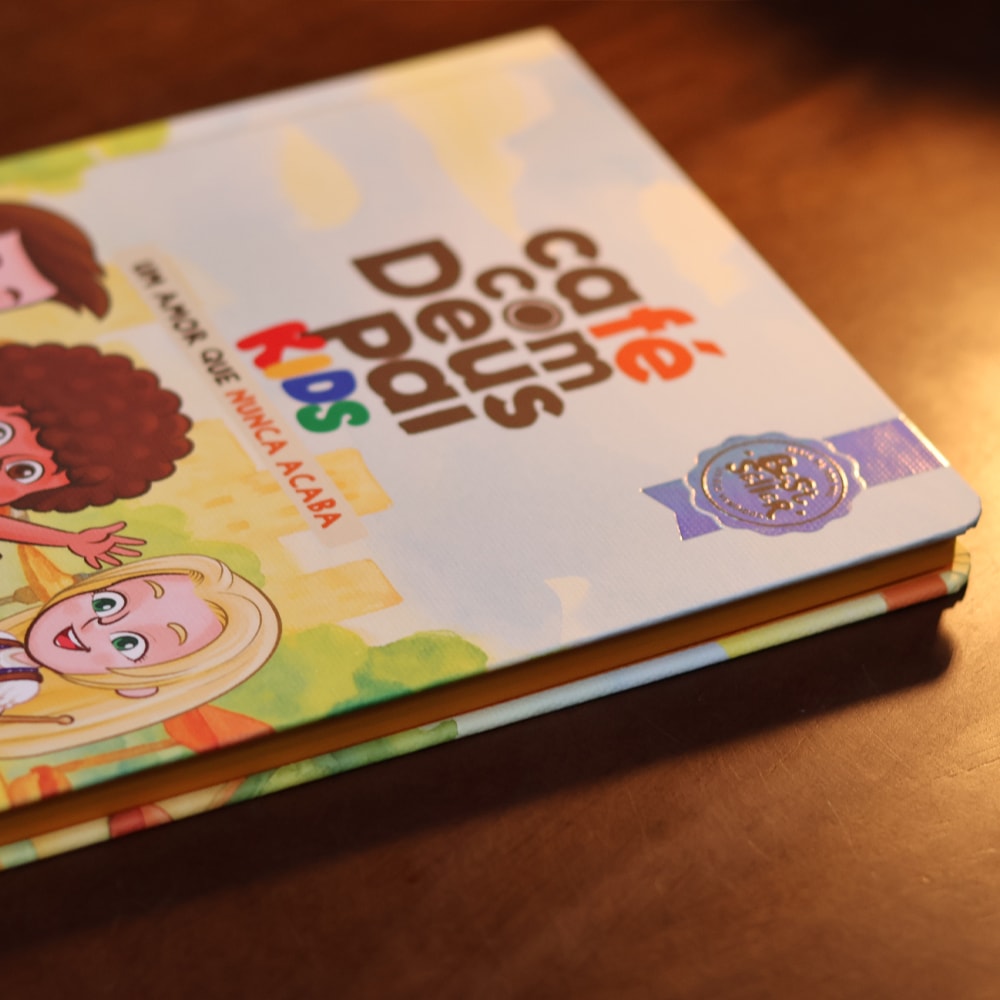 Café com Deus Pai Kids | Um Amor Que Nunca Acaba  | Júnior Rostirola | Vol. 1