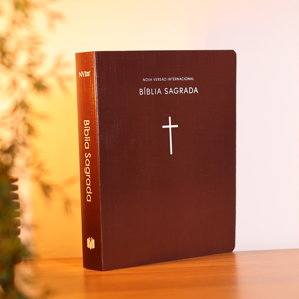 Bíblia Sagrada  | NVI | Capa Brochura Cruz Marrom
