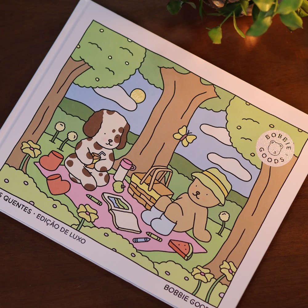 Bobbie Goods | Livro de Colorir | Dias Quentes | Capa Dura