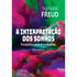 Livro A Interpretação dos Sonhos de Sigmund Freud, capa com fundo abstrato em tons de rosa, roxo e verde. — Plenitude