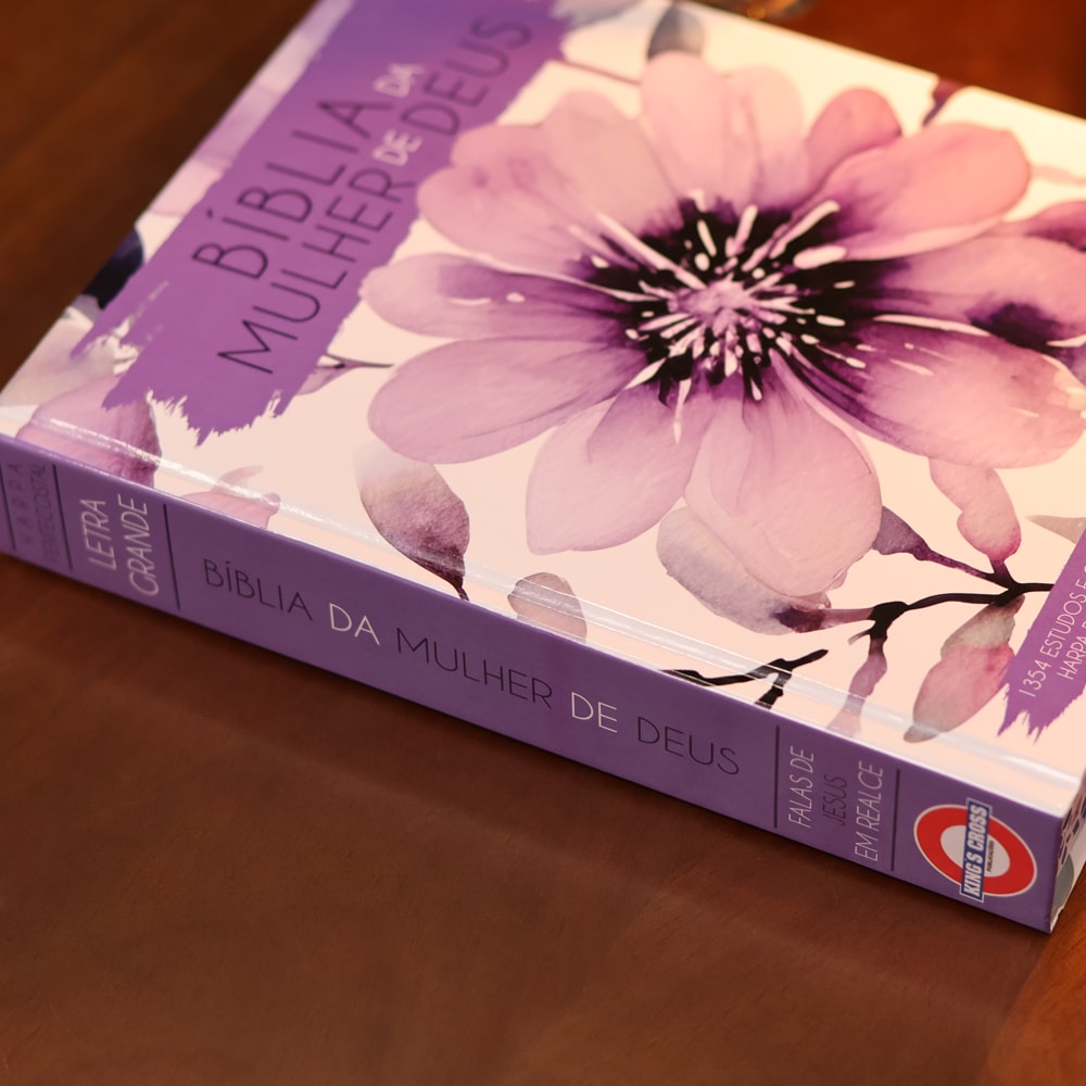 Bíblia da Mulher de Deus | ARC | Harpa Pentecostal | Letra Grande | Capa Dura Flores Lilás