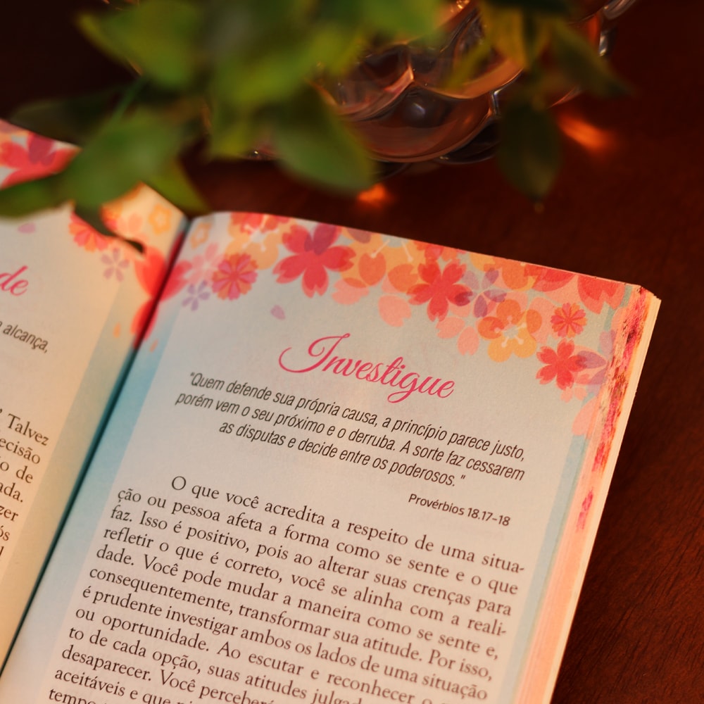 Devocional 3 Minutos de Sabedoria P/ Mulheres | Lettering