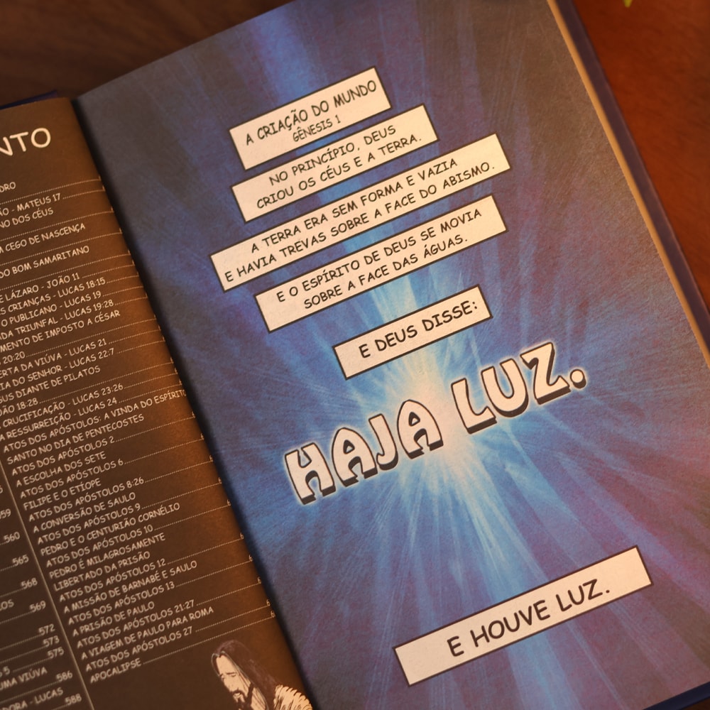 Bíblia Deus em Ação Em Quadrinhos | Jesus Acalma a Tempestade | Capa Dura