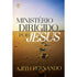 Livro: Ministério Dirigido Por Jesus, Ajith Fernando, capa com pegadas na areia. — Plenitude