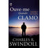 Livro: Ouve-me Quando Clamo, Charles R. Swindoll, capa escura com silhueta de pessoa olhando o mar. — Plenitude
