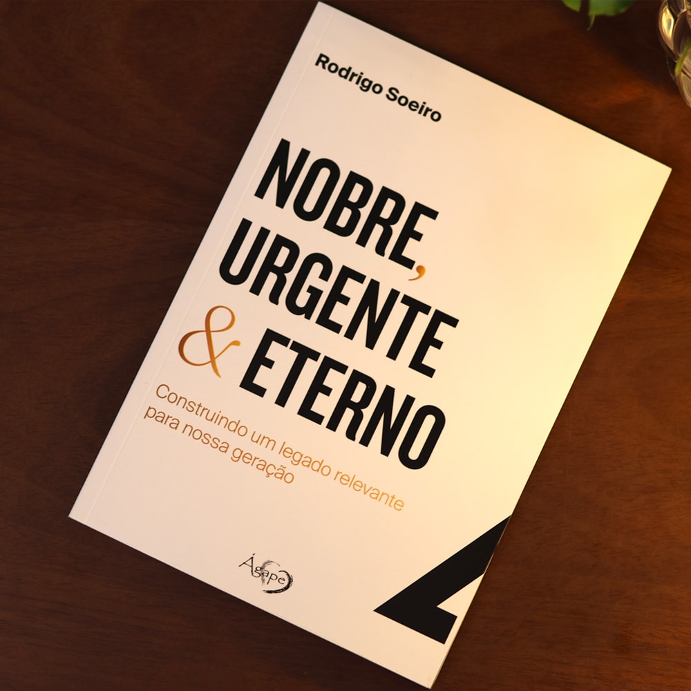 Nobre, Urgente e Eterno | Rodrigo Soeiro
