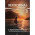 Capa do Devocional Leitura Diária, A Santíssima Trindade, com imagem de homem na água e pomba branca. — Plenitude