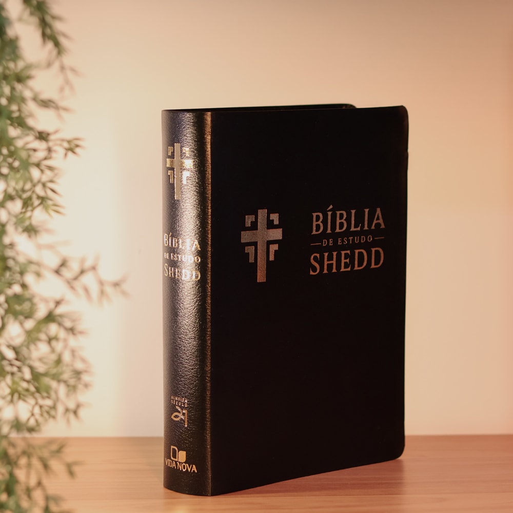 Bíblia de Estudo Shedd | A21 | Couro Sintético Preto