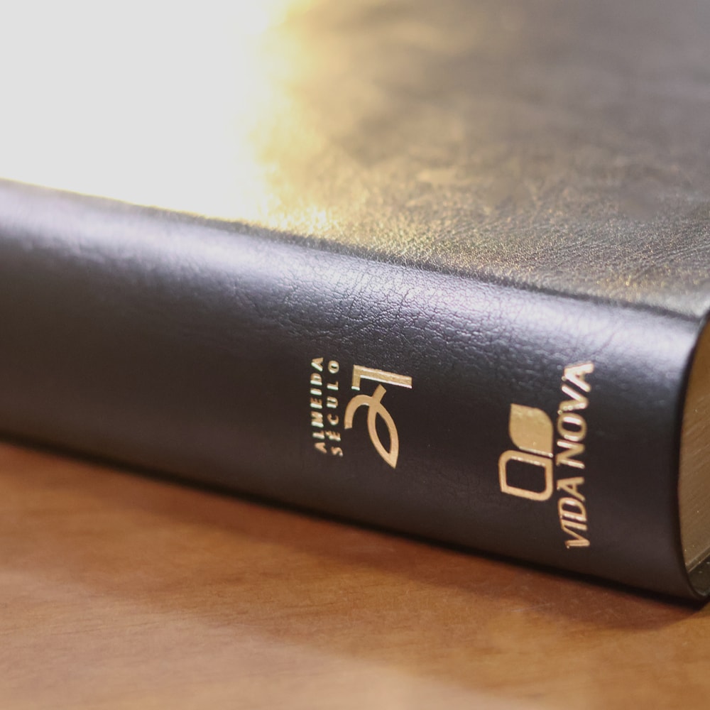 Bíblia de Estudo Shedd | A21 | Couro Sintético Preto