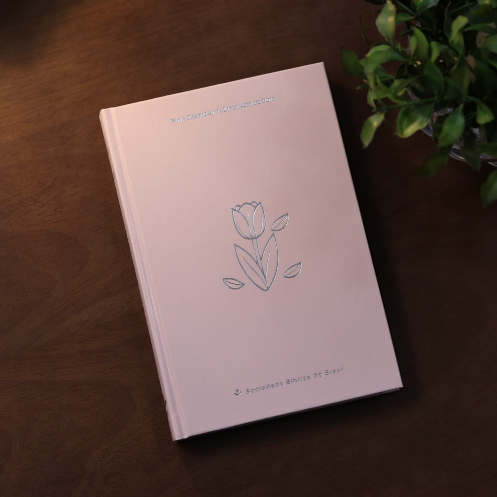 Bíblia Sagrada Tulipa | NTLH | Capa Dura Rosa