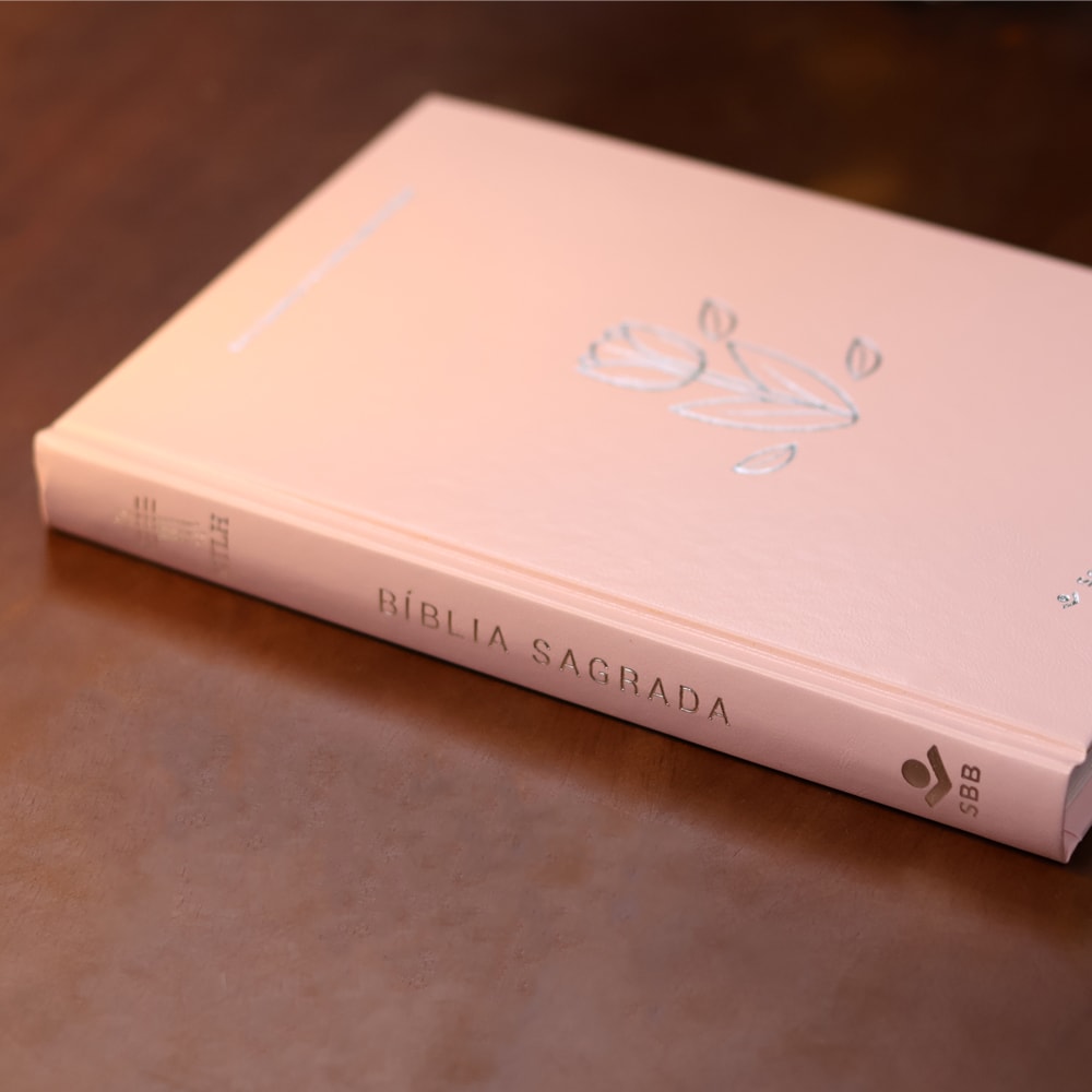 Bíblia Sagrada Tulipa | NTLH | Capa Dura Rosa