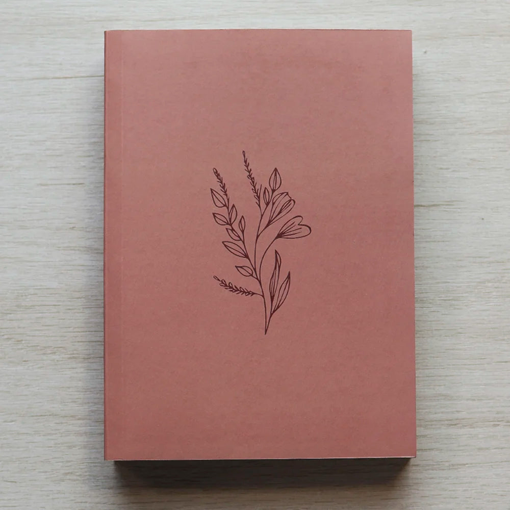 Kit Livro Bloco de Anotações | Capa Brochura e Bíblia Sagrada Flor Minimalista Marrom | NAA | Letra Normal | Capa Ilustrada