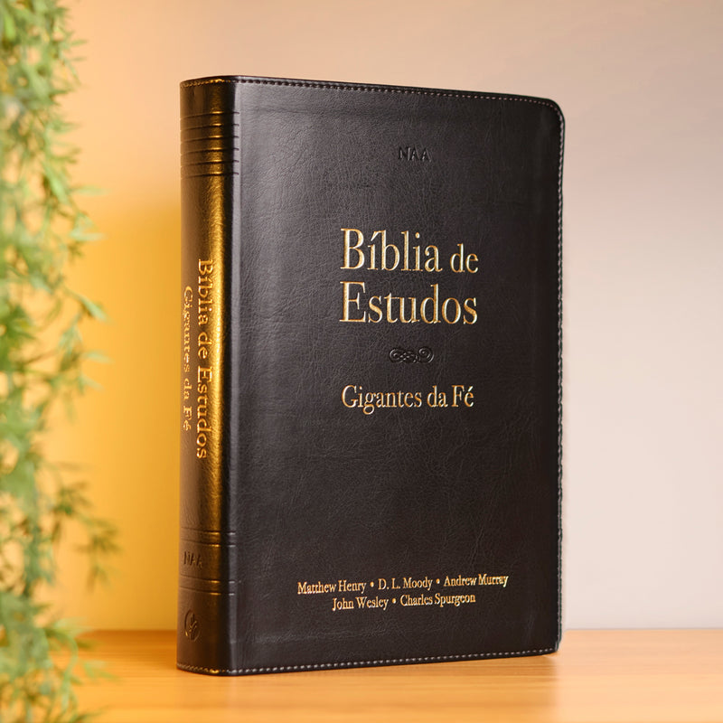 Bíblia de Estudos | NAA | Gigantes da Fé | Preta